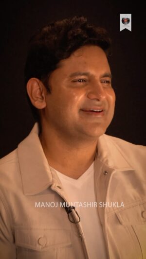 Manoj Muntashir Instagram - हमें साथ जीने में मज़ा आता है!

#reels #trendingreels #tumhekitnapyaarkarte #purpose #love #mohabbat #manojmuntashir #manojmuntashirshukla