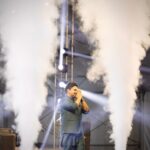 Manoj Muntashir Instagram - “ये जो सूरज देख रहे हो, जुगनू-जुगनू बोया हमने!” #live #event #quoteoftheday #manojmuntashir #manojmuntashirshukla