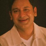 Manoj Muntashir Instagram - जो बदला है मेरे अंदर, वो तुम हो! #ishqmubarak #love #trending #reels #purpose #events #maamatrubhumiaurmohabbat #mohabbat #poetry