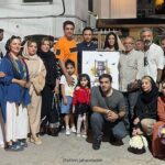 Manouchehr Hadi Instagram - با افتخا در خدمت این گروه نازنین بودم تئاتری خوب با متنی بی نظیر از نوشین تبریزی کارگردانی مسلط و هدایتی درست در همه زمینه ها بازیها دلنشین همه بازیگران درخشانند یازده بازیگر در نمایش زندگی را بخوبی بازی کرده اند و نمیتوان بازیگری را از دیگری برتر دانست تحسین بر این گروه پر تلاش و بی ادعا شما علاقمندان رو به تماشای این تئاتر دعوت میکنم.