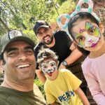 Manouchehr Hadi Instagram – .
در «واقعیت» ما بچه ها رو به گردش و تفریح می بریم ولی در «حقیقت» اونا مارو به زمان زیبای کودکی می برن …
پ.ن: گردش سوفیا و آیین / باغ پرندگان
@manouchehrhadii Tehran, Iran