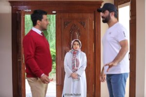 Manouchehr Hadi Instagram - یادگاری
پشت صحنه کدام سریال از ساخته های منه؟
نظرتون بعد چند سال؟