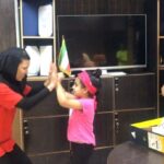Manouchehr Hadi Instagram - ممنون از آکادمی اسکیت و اسنوبرد به مدیریت آبتین عزیز و خاله باران از مربیان درجه یک ایران و زوج ورزشکار و دوست داشتنی. ممنونم از زحمات زیادی که برای سوفیا می کشین و سپاس بابت جایزه قشنگتون که به دخترم دادین. @roller.snow