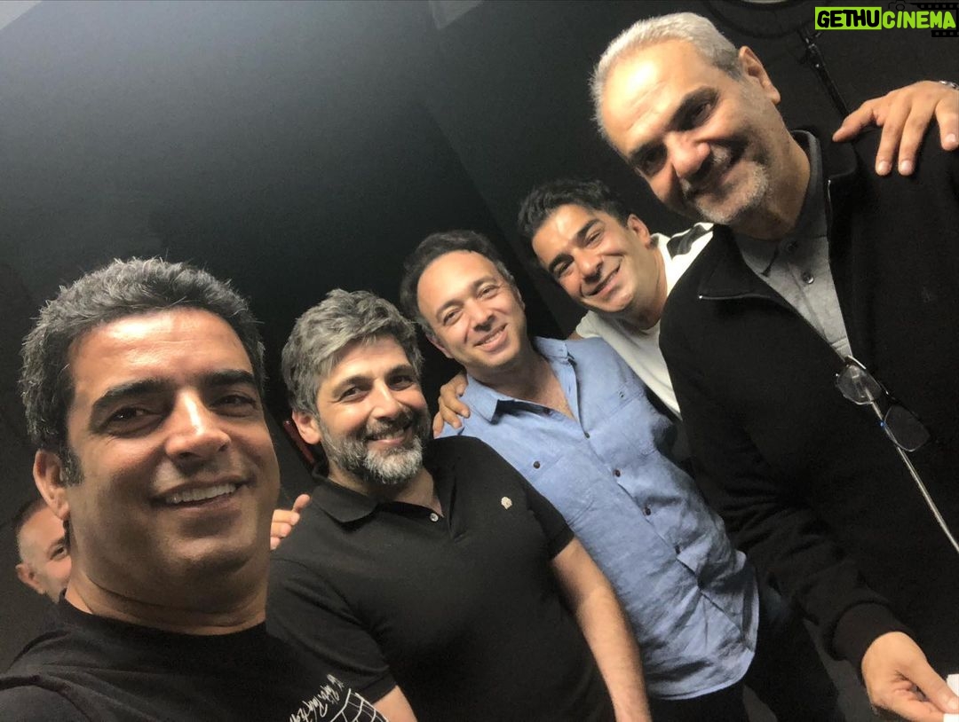 Manouchehr Hadi Instagram - جواد خیابانی عزیز همراه با حمید گودرزی / یوسف تیموری / بابک کایدان استودیو ضبط نریشن های نیوکمپ ممنون جناب خیابانی عزیز از لطف و همکاری بی نظیرتون