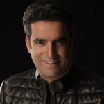 Manouchehr Hadi Instagram - آدمها تو عکس الکی می خندند.