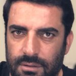 Manouchehr Hadi Instagram - سی چهل پنجاه سالگی در … طراح گریم/علی بهرامی فر پایان فیلمبرداری
