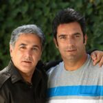 Manouchehr Hadi Instagram - یادگاری پشت صحنه سریال دلدادگان با مهدی جان صبایی اولین همکاری ما در سریال بانکی ها بود بیست سال از رفاقت و همکاری ما میگذره رفیق خوبش خوبه مهدی خوبشه عشقی داداش🌹❤️