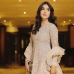 Mansha Pasha Instagram - Why be petty when you can be pretty? 😉 @azureofficial.pk @ebrahimjaliawala @humarajput10