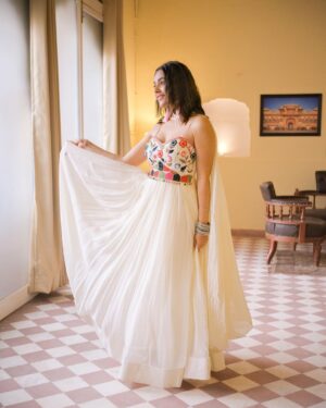 Mansi Srivastava Instagram - 🕊️🕊️🕊️
