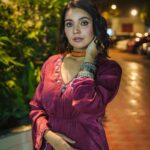 Mansi Srivastava Instagram - #ruha ‘s love ❤️ begins and HOW 💙 Cannot express all the madness that happened in this #sangeet What a fabulous mixture of dancing and singing 💃 All hearts for both sides of the families 😇 may the blessings and happiness never fall short 🎊🥰 Let the celebrations begin @nehalaxmi_ @rudrayshjoshii Wearing @lavanyathelabel #jewellery @chitradee.official #Makeup n Hair by @makeupbynainaa