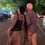 Mansi Srivastava Instagram - Folks completing 39 years of being together 💖🎊🙌 the perfect example of in health and sickness and in tea and coffee ☕️ Happy Anniversary to these two very different from each other people but still its their simplicity thats common and that keeps them going and happy i guess 💙 Love is not in how much u say it or how much u gift the other person but its how much u do for the other person without even them asking for it . Its the effortless efforts u put in . If u know what i mean ❤️
