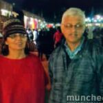 Mansi Srivastava Instagram - Folks completing 39 years of being together 💖🎊🙌 the perfect example of in health and sickness and in tea and coffee ☕️ Happy Anniversary to these two very different from each other people but still its their simplicity thats common and that keeps them going and happy i guess 💙 Love is not in how much u say it or how much u gift the other person but its how much u do for the other person without even them asking for it . Its the effortless efforts u put in . If u know what i mean ❤️