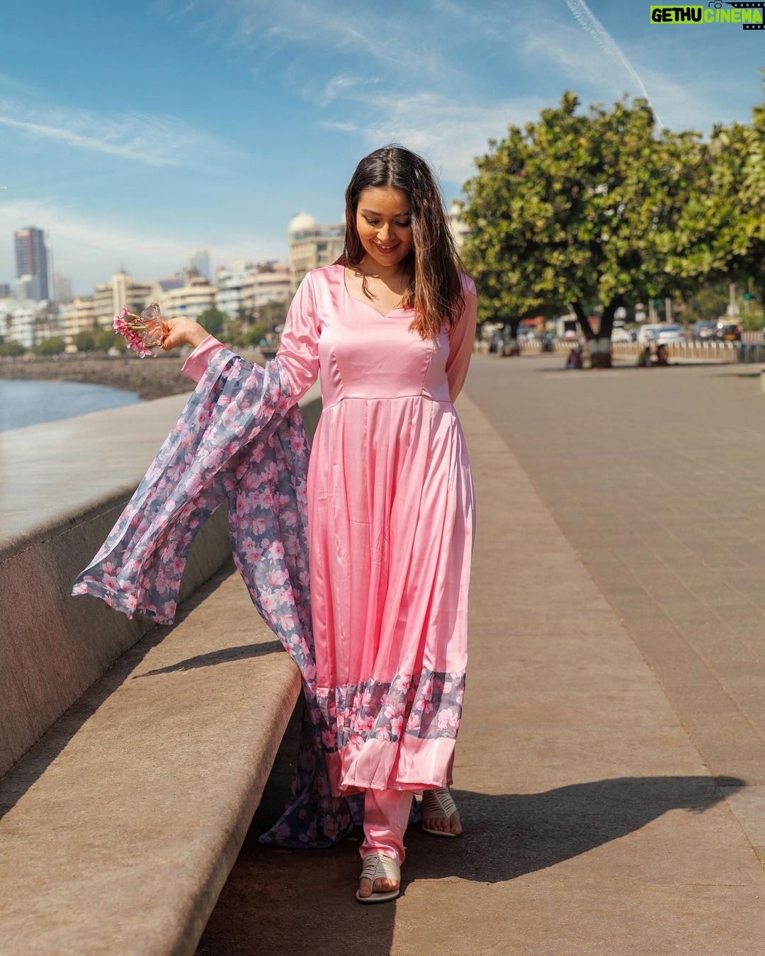 Mansi Srivastava - 77.5K Likes - Which day is more Stressful ??