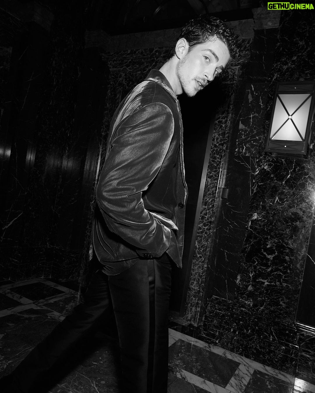 Manu Ríos - 0.9 Million Likes - BFA’s 🖤
thanks @hm
#HM #HMInnovation #ad