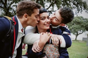 Manu Ríos Instagram - season 6 out now!
gracias a todo el equipo por hacerlo posible, ha sido un viaje muy bonito 🖤
@elitenetflix @netflixes