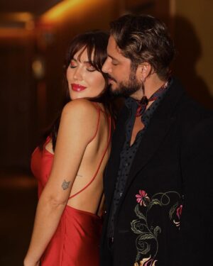 Manuel Carrasco Instagram - Nos pusimos flamencos ❤️

#VivaElFlamenco #LatinGRAMMY #ElFlamencoEsUniversal