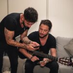 Manuel Carrasco Instagram – Las entrañas del camerino. 

Donde empiezo a escucharos…❤️🏹 Córdoba
