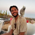 Manuel Carrasco Instagram - Próxima colaboración con la Maru!! 🤣🦜