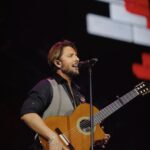 Manuel Carrasco Instagram - Como disfrutamos de esta noche ❤️🎙️ #Cadena100PorLaPaz