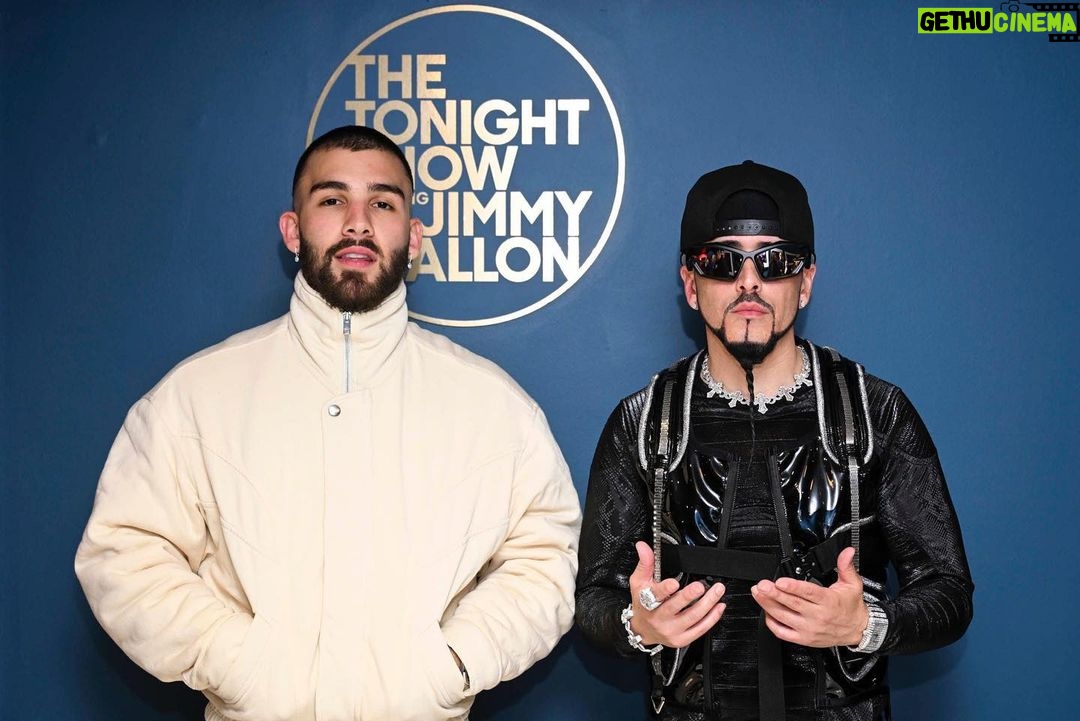 Manuel Turizo Instagram - MAMASOTA @toddowyoung /NBC @fallontonight #FallonTonight