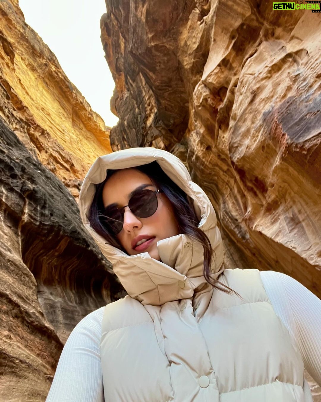 Manushi Chhillar Instagram - Petra you beauty 🤎🤎 The Lost City Of Petra, Jordan