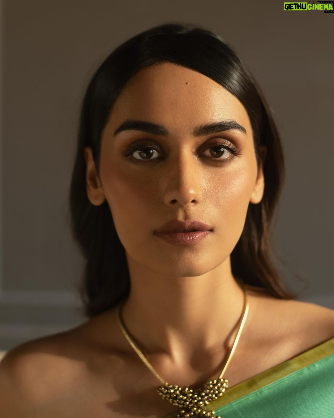 Manushi Chhillar Instagram - My love affair with sarees since ♾️