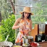Manushi Chhillar Instagram - Cooking classes and gossip with some serious contemplation 🧡🧡 . #JumeirahMaldives #makeplanholidays Jumeirah Maldives