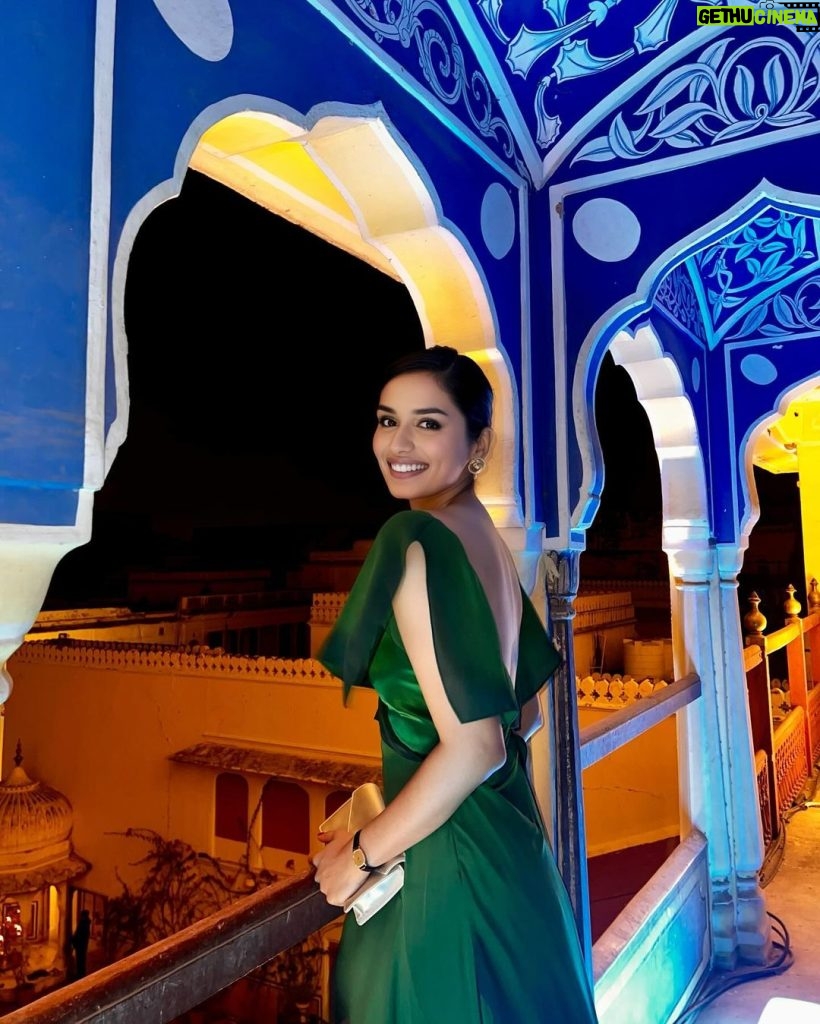 Manushi Chhillar Instagram - A night with @ralphlauren @collectiveindia and @princessdiyakumarifoundation 💚💚 #RalphLauren #RLholiday #PDKF City Palace, Jaipur