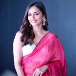 Manushi Chhillar Instagram - Excited and grateful 🩷🩷 #OperationValentine in theatres on 1st March ✈️✈️ Hyderabad