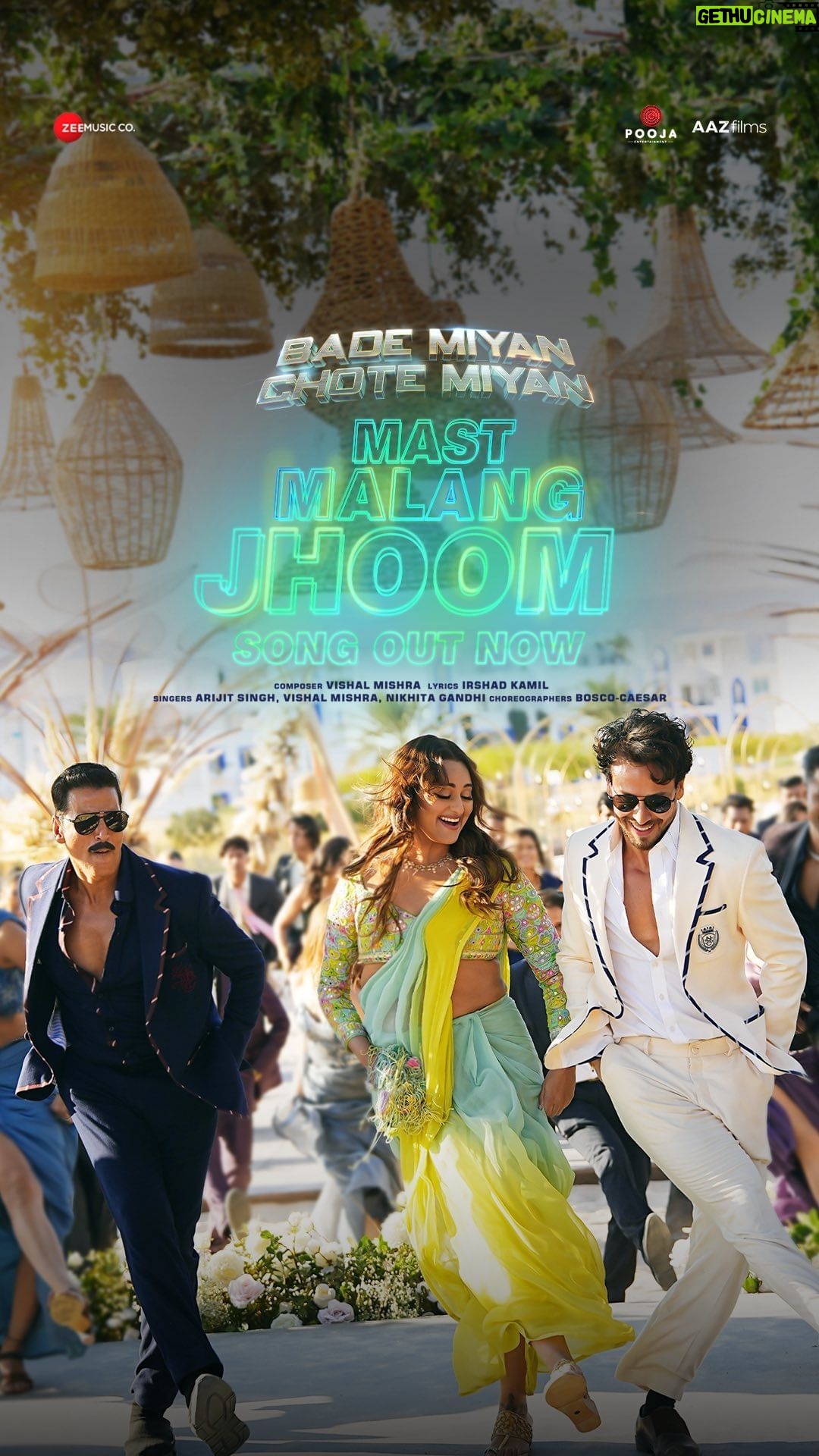 Manushi Chhillar Instagram - Energy- MAST🔥 Beats- MALANG🔊 Groove- JHOOM🕺🕺 It’s time to dance to the beats of Mast Malang Jhoom! #MastMalangJhoom Song out now #BadeMiyanChoteMiyan #BadeMiyanChoteMiyanOnEid2024 @akshaykumar @tigerjackieshroff @vashubhagnani @aliabbaszafar @therealprithvi @aslisona @alayaf @jackkybhagnani @deepshikhadeshmukh @ihimanshumehra @vishalmishraofficial @arijitsingh @Nikhitagandhiofficial @kamil_irshad_official @boscomartis @caesar2373 @pooja_ent @aazfilms @pvrpictures @zeemusiccompany @slglobal001