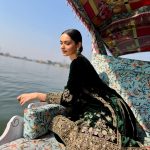 Manushi Chhillar Instagram – Taareef karun kya uski, jis ne tumhe banaayaa 😍😍 Srinagar, Jammu and Kashmir