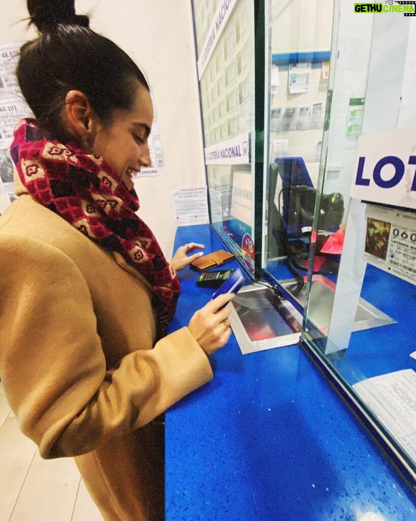 María Gabriela de Faría Instagram - Todos sabemos que la lotería me la voy a ganar yo. We all know I’ve bought the winning ticket. Madrid, Spain