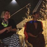 María Gabriela de Faría Instagram - Soy la favorita de Dios. Cuando tenia 15 años protagonicé la primera serie original de Nickelodeon Latin America. Detalles sobran pero basta decir que fue candela. En pleno crecimiento. Perdida como buena adolescente. Mucha fama. Aún más responsabilidad. Estoy convencida de que esos años turbulentos salieron bien porque contaba con tres compañeros de trabajo mayores que yo, mis co-protagonistas, que se encargaron de protegerme por años, de guiarme sin descanso incluso cuando no quería escucharlos. 15 años después seguimos amándonos. 15 años después me organizan una despedida de la ciudad de Miami con temática de súper héroe porque ellos están más emocionados que yo. 15 años después puedo afirmar que estoy aquí gracias a ellos. Importa muy poquito que pase afuera. Mi mayor éxito son mis afectos. Mi mayor tesoro es mi familia escogida. Willy, Mica, Mile, Luis, Jean, Tati, Catha… TKM ❤️ para toda la vida. Miami, Florida