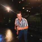 María Gabriela de Faría Instagram - Los hombres de Juan. Su sentido del humor. Su individualidad. Su ligereza. Su pasión. Su energía inagotable (casi como la de @mariacasemprun pero nadie le llega). Su bondad. Su generosidad. Me voy con amigos para toda la vida. Me voy con muchas ganas de seguir presenciando su talento, de ser testigo de su camino, de seguir inspirándome al verlos. Los quiero con todo mi corazón, amigos ❤️ Gracias, gracias, gracias. Miami, Florida