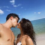 María Gabriela de Faría Instagram - No estoy enamorada pero falta poquito ❤️🌴☀️👙 #MiamiMeLoConfirmó Miami Beach, Florida