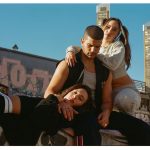María Pedraza Instagram - mañana 4 de octubre estrenamos “urban” en @primevideoes de la mano de mis compañeros de un trocito de vida @asiaortegaleiva & @bernardofloresmx feliz de que podáis disfrutar de lo que más nos hace vibrar: la música <3 :))) un viaje en búsqueda del éxito personal y los sueños gracias a todxs los que habéis formado parte de algo tan auténtico #UrbanLaVidaEsNuestra @jota_linares #KoldoAlmandoz @jlaceytuno @raymundorc Málaga, Spain