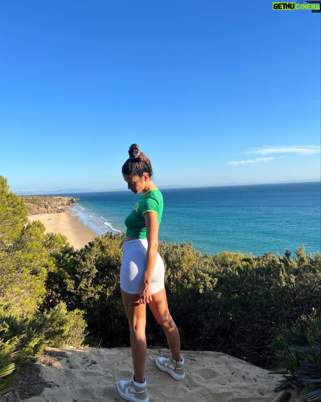 María Pedraza - 201.1K Likes -