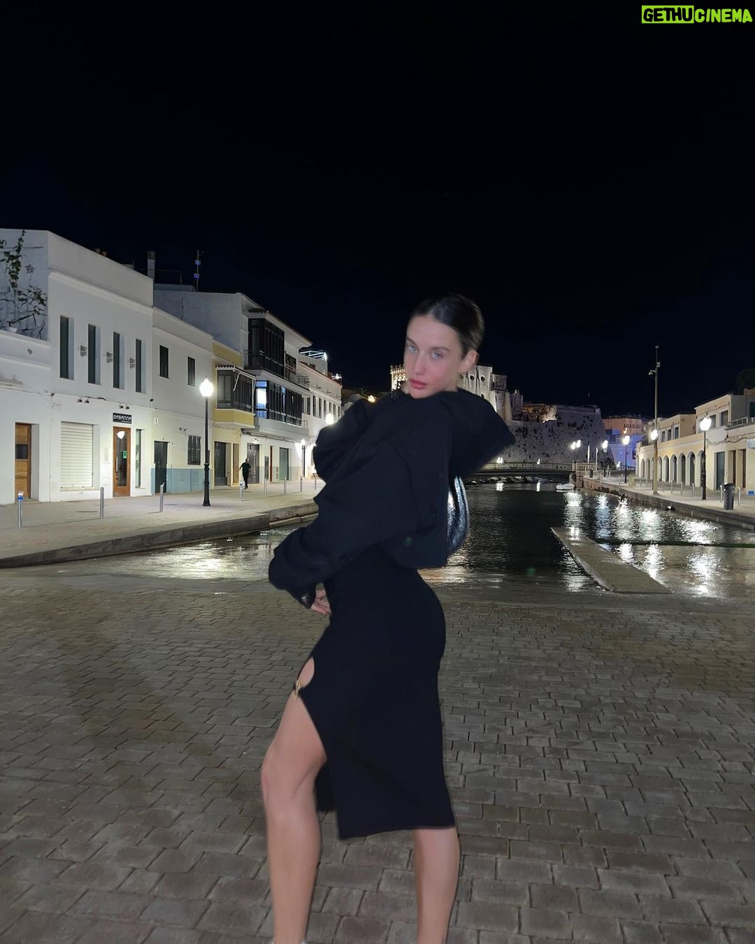 María Pedraza Instagram - nocturnal nymph 🕯️