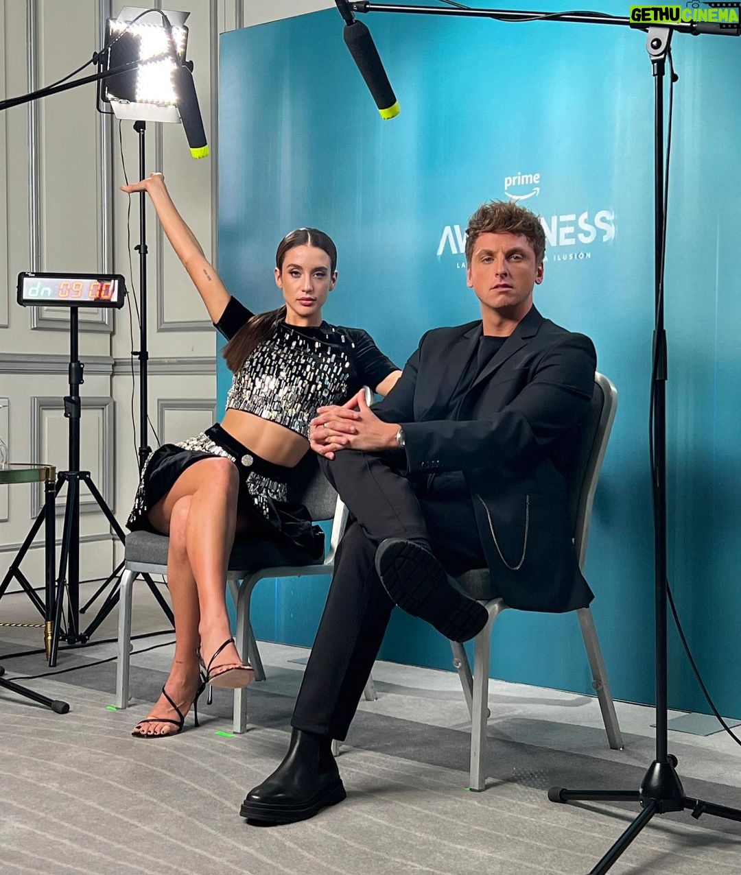 María Pedraza - 210.8K Likes - awareness junket 🖤 en nada nos vemos en @primevideo