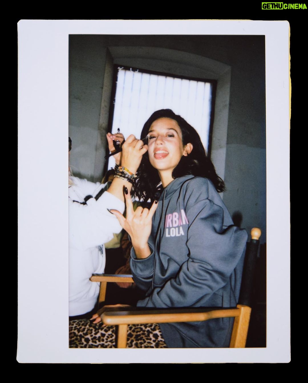 María Pedraza Instagram - #UrbanLaVidaEsNuestra ya es vuestra 🎤🖤 ya está disponible en @primevideoes disfrutadla 🥲os leo🥹 Málaga, Spain
