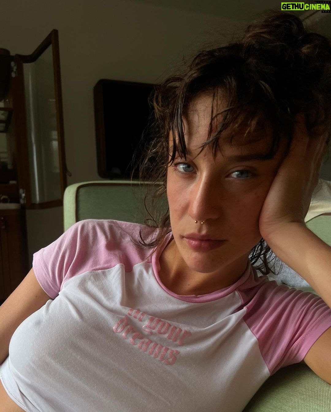 María Pedraza - 285.7K Likes - 🌞
