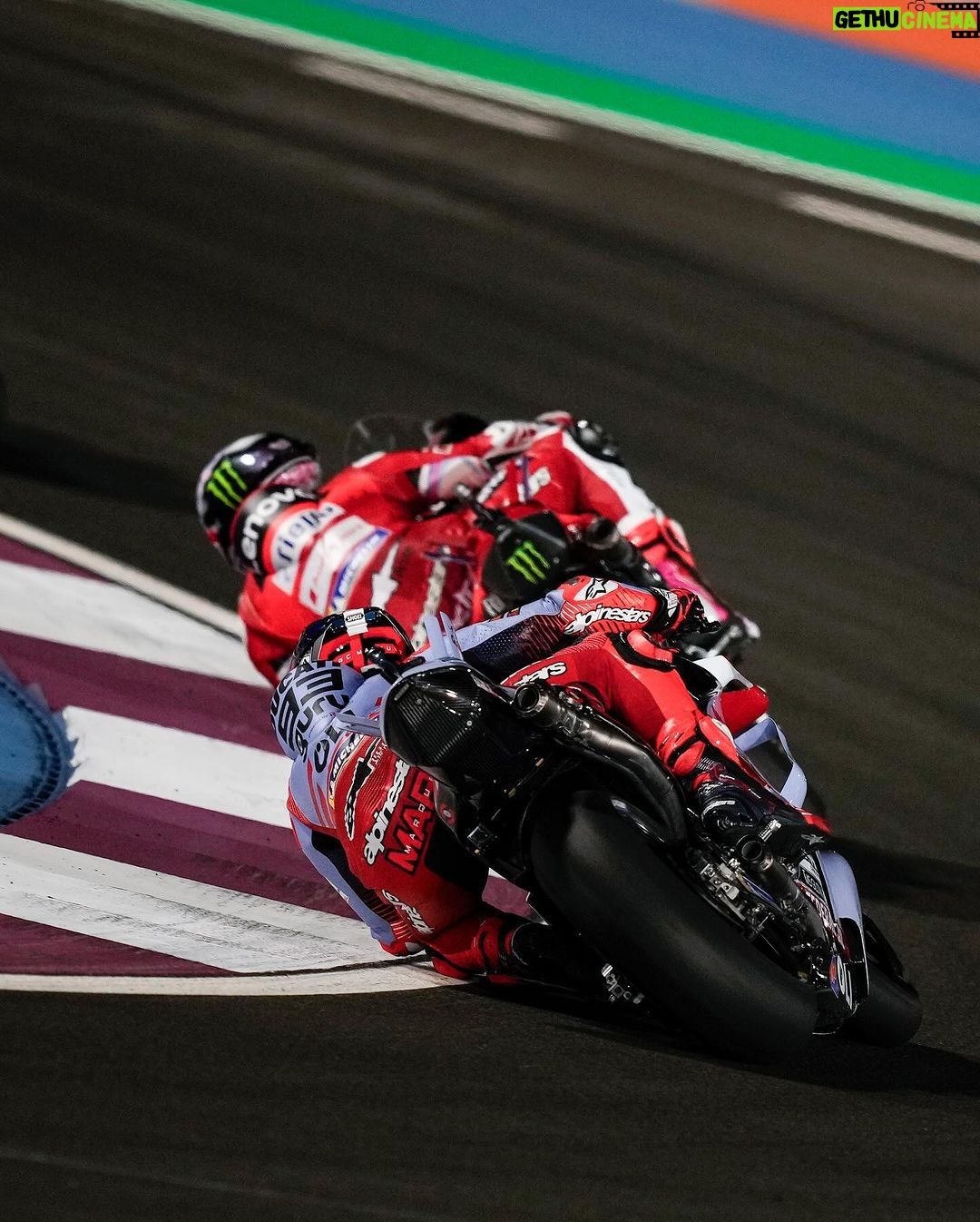 Marc Márquez Instagram - Primera sprint race del año (P5). 🙌🏻Contento con las sensaciones aunque toca pulir cosas para seguir evolucionando. 😁 First sprint race of the year (P5). Happy with the feelings although we have to improve some things to keep evolving. #MM93 #QatarGP Lusail International Circuit