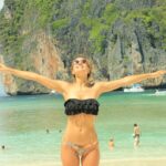 Marcela Kloosterboer Instagram - 9 años de esta 🌙 de 🍯 increíble ❤️‍🔥💫 Tailandia-Camboya-Vietnam-Turquía