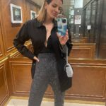 Marcela Kloosterboer Instagram - Ayer tuvimos el evento de @pequenos_pasos Nos fue muy bien! Pronto les contaré las novedades!! Ahora los agradecimientos! ✨Glam @albaglance x @beautyexpertlancome #makeup #skincare @lorealpro #lorealprospain ✨Outfit : @mariagorof @mergorof ✨Zapatos @paruolo ✨Joyas @simonetta.orsini ✨Estilismo: @anitakorman & @bymillie.bressi