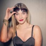 Marcela Kloosterboer Instagram - Style 😎⚡️🔥 @fleureyewear Siempre en movimiento 🪐 Make up @bettinafrumboli Pelo @conradoereyra