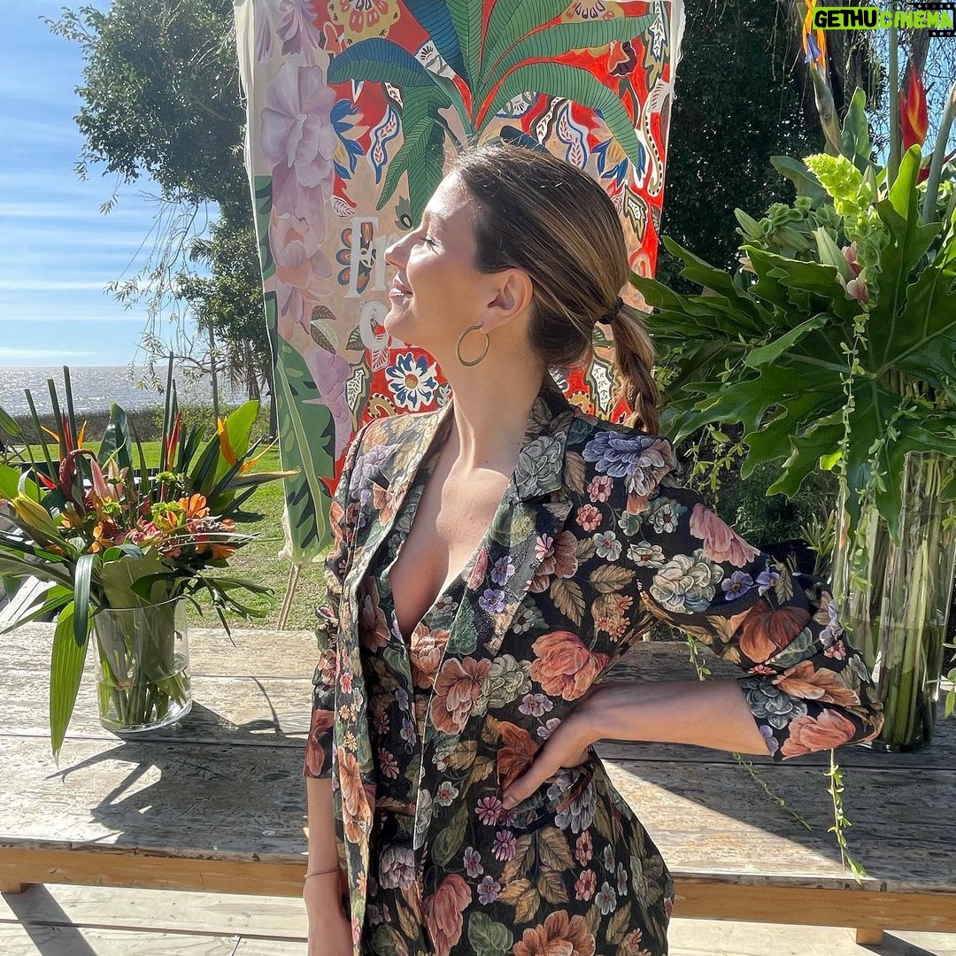 Marcela Kloosterboer Instagram - Hoy en el desfile de @wanamaoficial SS’24 ☀️🙌🏻🔥 Todo lindo 🌷