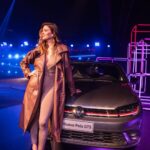 Marcela Kloosterboer Instagram - Anoche VW Argentina presentó el #NuevoPolo y se trata de un diseño que lo tiene todo! Tecnología, diseño y confort! Qué más pedir? Gran noche llena de sorpresas coronando con un mega show de @nicki.nicole #VWArgentina #NuevoPolo @vwargentina —————— Mi look a cargo de @anitakorman & @bymillie.bressi @mija_ba ❤️‍🔥 Zapatos @mono.fuk Make up @mickynazar @frumboliestudio Pelo @nacholopezfagalde 🔥
