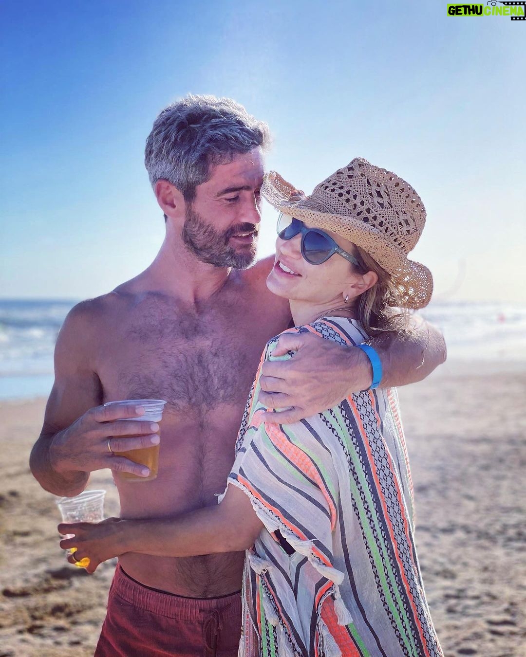 Marcela Kloosterboer Instagram - Feliz dΓa al PapΓ‘ de esta familia β£οΈ Gracias por tanto. Te amamos mucho π₯πͺ΅βοΈππποΈβΊοΈπ«ππ§β½οΈπΌπΊοΈπ£οΈππΌοΈβοΈπποΈ