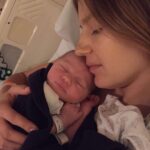 Marcela Kloosterboer Instagram - 7 años desde que empezó todo! La sonrisa mas linda del mundo 💖 Que los cumplas muy feliz mi amor. Te amamos hasta todos los planetas 💝🎉🌺🤸🏼‍♂️🕊️👨‍👩‍👧‍👦💃