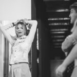 Marcela Kloosterboer Instagram - Las fotos de @edu_toro en la previa a la función 🪆🪅🧸🪬🎭🪢 Se va terminando la temporada, quedan 8 funciones (vengan si todavía no vinieron!!) y me agarra nostalgia por esta experiencia que va llegando a su fin. Gracias @radojkacarlospaz @emilimazeroficial @diegomartinrinaldi @barceloalan @mmakeup.mia @marce_gargano y todo el equipo con el que día a día hicimos esta obra espectacular que tanto nos dió y tanto nos hizo divertir y crecer. Fueron 2 meses y medio viviendo en Cordoba y sin muchas ganas de irme. GRACIAS. Por haberlo hecho, a todos los que me acompañaron y bancaron y a este lugar que conocí y prometo volver siempre. Aguante Radojkaaaa 😄😄😄 Villa Carlos Paz